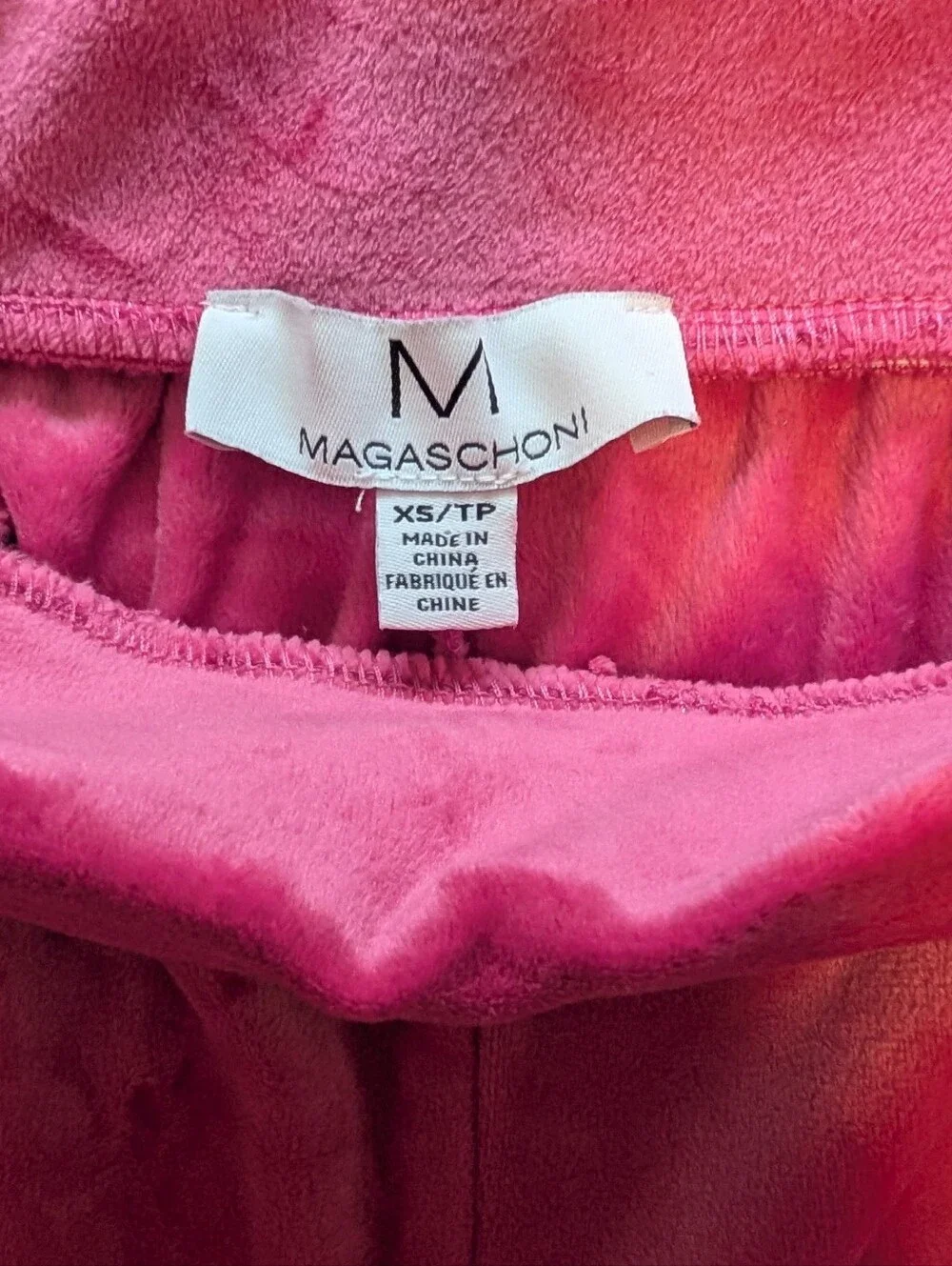 Magaschoni Women's Pink Velour Lounge Wear Rhinestone Hearts Joggers Size XS